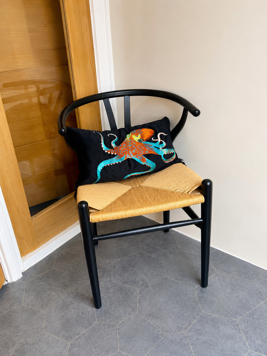 Sitting area detail