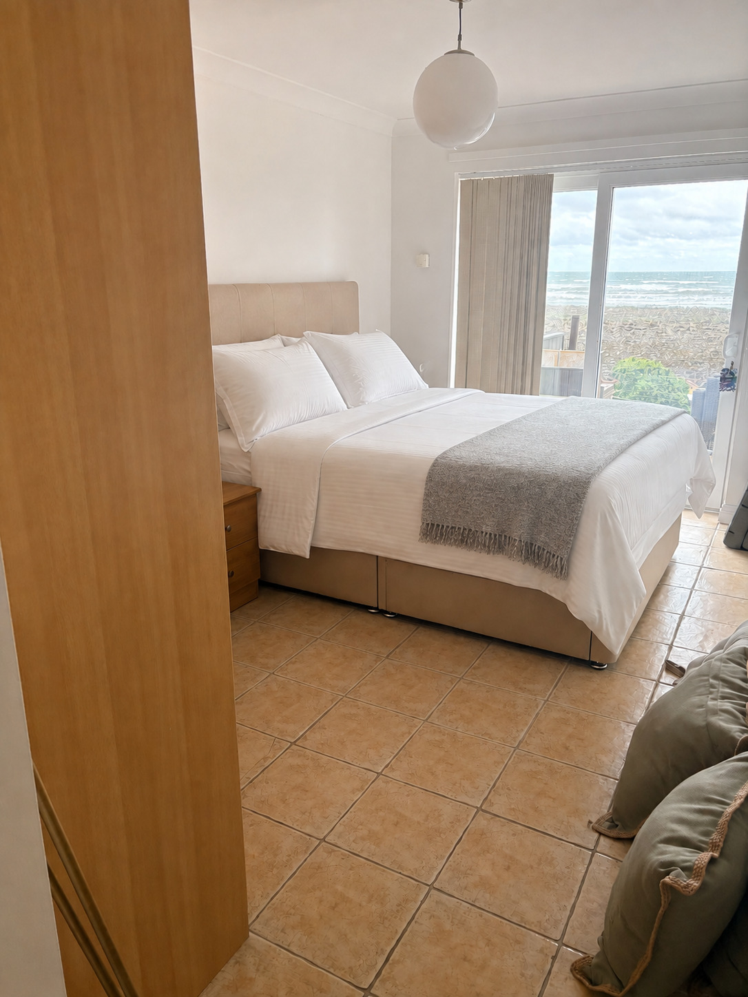 Family bedroom
